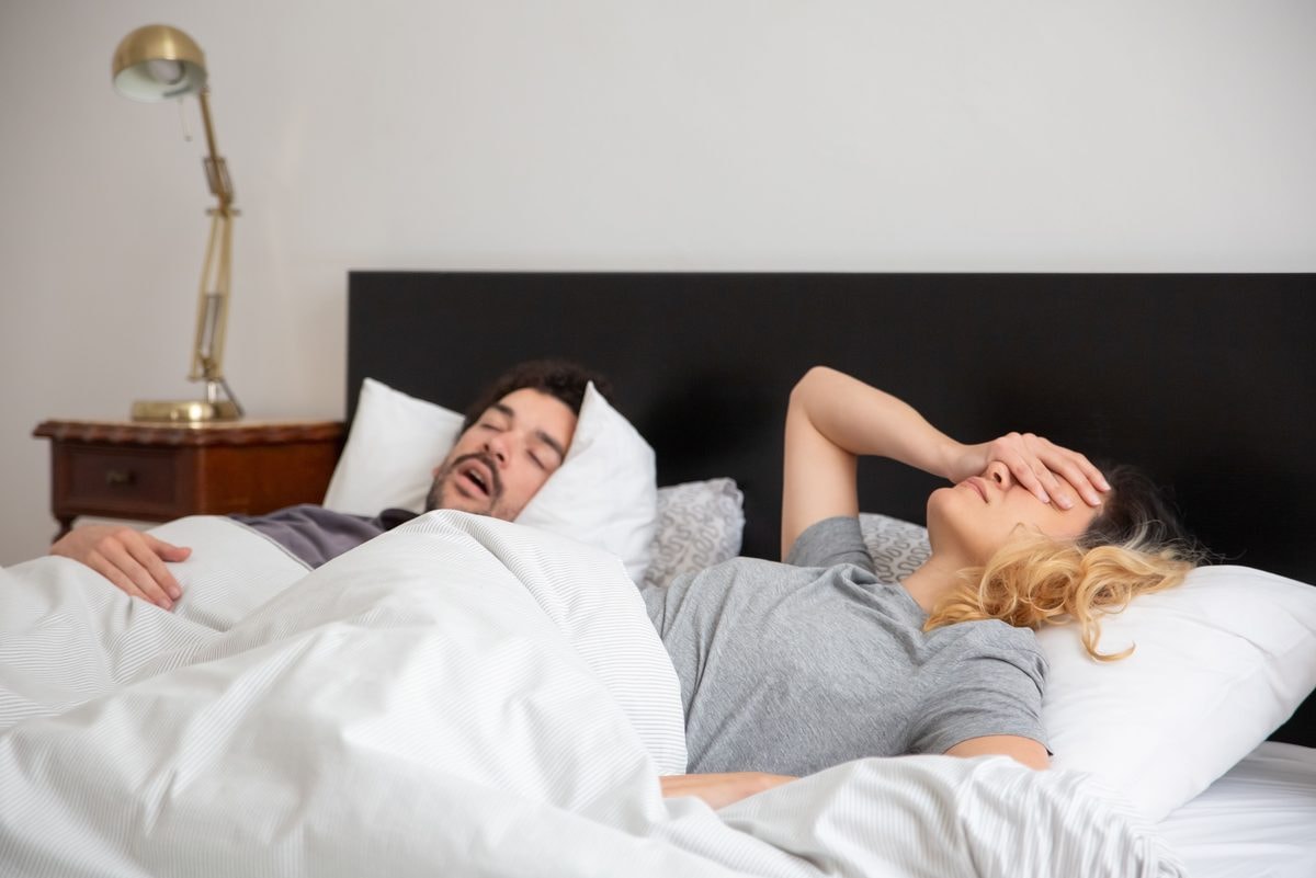 Apnea del sueño: síntomas, causas y cuándo acudir al médico