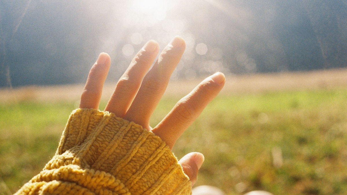 Vitamin D Deficiency: Symptoms, Causes, and When to See a Doctor